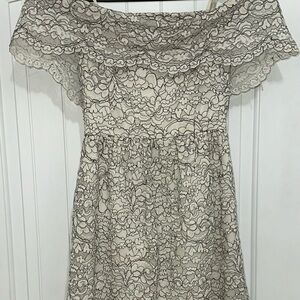 Francesca's Collections Cream‎ and Gray Dress